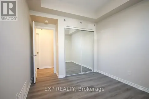 808 Mikinak Road Ottawa ON K1K 5A5