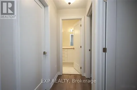 808 Mikinak Road Ottawa ON K1K 5A5