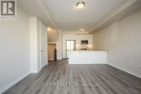 808 Mikinak Road Ottawa ON K1K 5A5