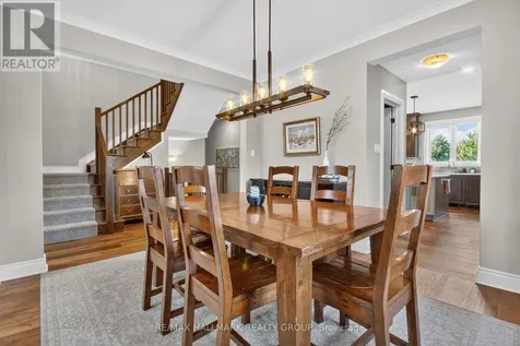 569 Chriscraft Way Ottawa ON K4M 1J8