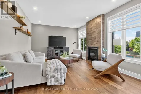 569 Chriscraft Way Ottawa ON K4M 1J8