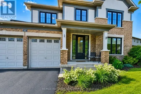 569 Chriscraft Way Ottawa ON K4M 1J8