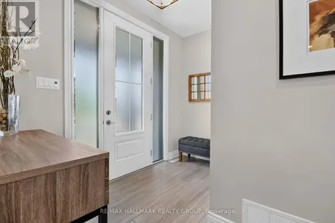 569 Chriscraft Way Ottawa ON K4M 1J8