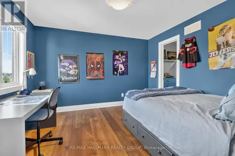 569 Chriscraft Way Ottawa ON K4M 1J8