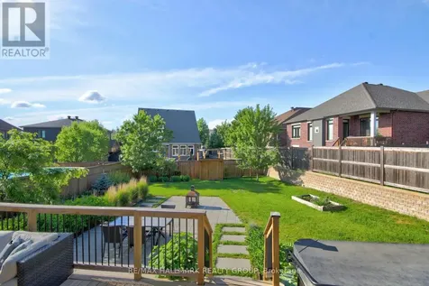 569 Chriscraft Way Ottawa ON K4M 1J8