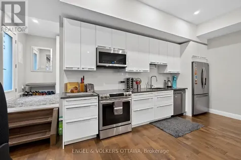 44 Byron Avenue Ottawa ON K1Y 3J1