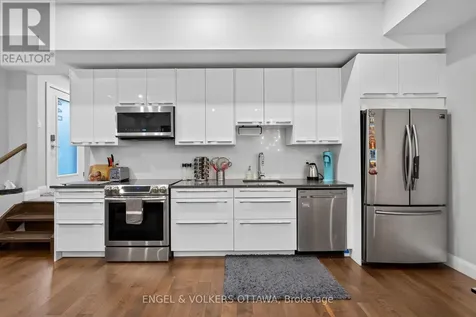 44 Byron Avenue Ottawa ON K1Y 3J1