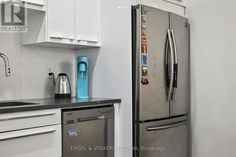 44 Byron Avenue Ottawa ON K1Y 3J1