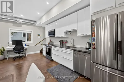 44 Byron Avenue Ottawa ON K1Y 3J1