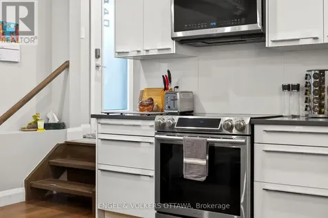 44 Byron Avenue Ottawa ON K1Y 3J1