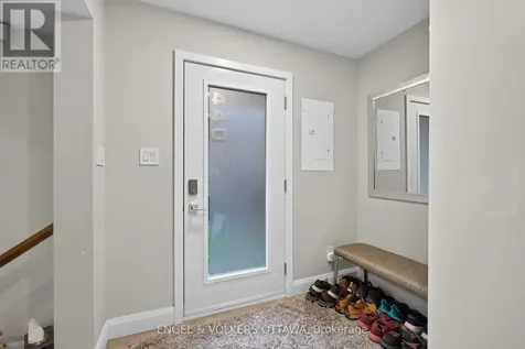 44 Byron Avenue Ottawa ON K1Y 3J1