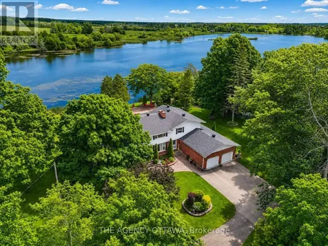 26 Willow Lane West Rideau Lakes ON K7A 4S5