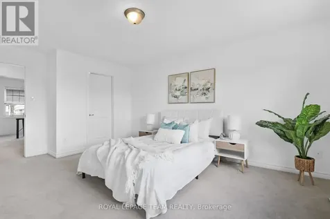 4852 Abbott Street East Ottawa ON K2V 0J9