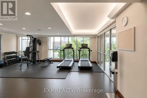 200 Rideau Street Ottawa ON K1N 5Y1