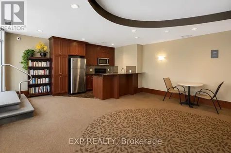 200 Rideau Street Ottawa ON K1N 5Y1