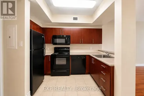 200 Rideau Street Ottawa ON K1N 5Y1