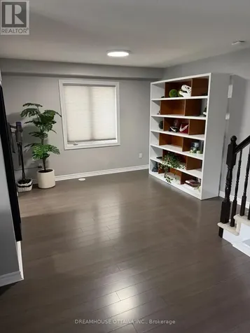 124 Pennant Avenue Ottawa ON K2J 5W6