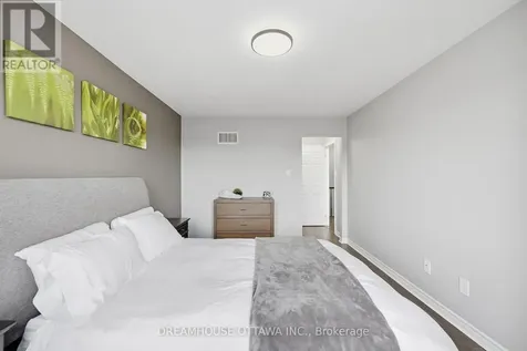 124 Pennant Avenue Ottawa ON K2J 5W6