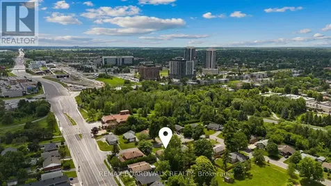 1311 Adirondack Drive Ottawa ON K2C 2V7
