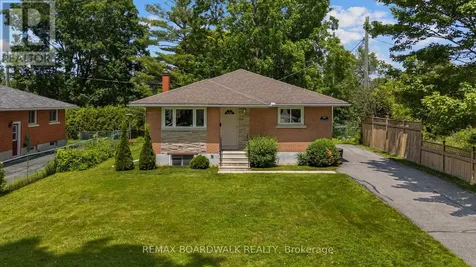 1311 Adirondack Drive Ottawa ON K2C 2V7