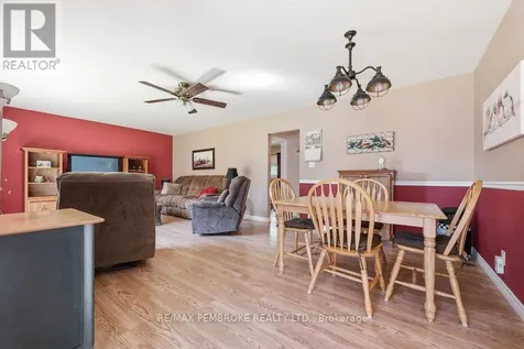 92 Ken Avenue Laurentian Valley ON K8A 6W5