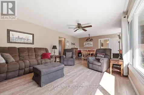 92 Ken Avenue Laurentian Valley ON K8A 6W5