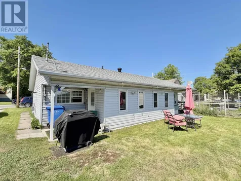 817 Second St S Kenora ON P9N 1H6