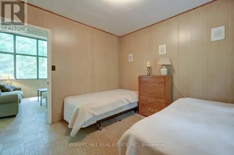 49 Leslie Street Wasaga Beach ON L9Z 2R3