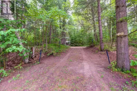 49 Leslie Street Wasaga Beach ON L9Z 2R3