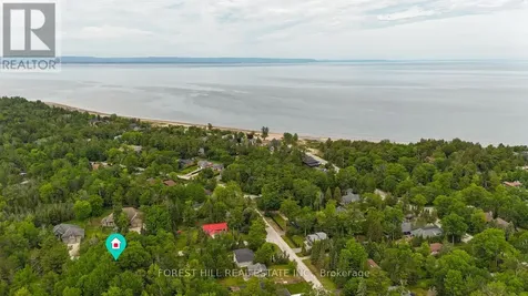 49 Leslie Street Wasaga Beach ON L9Z 2R3