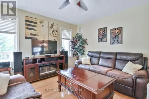 29 Old Hickory Lane Wasaga Beach ON L9Z 3B1