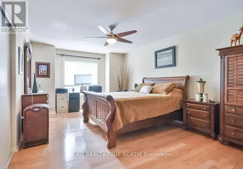 29 Old Hickory Lane Wasaga Beach ON L9Z 3B1