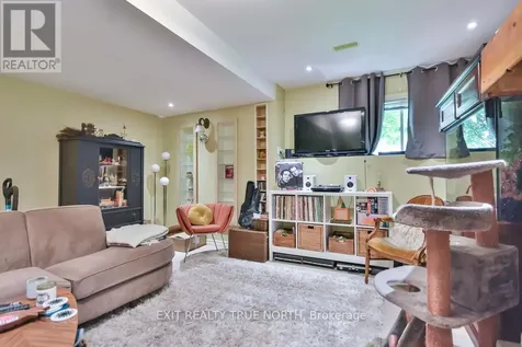 29 Old Hickory Lane Wasaga Beach ON L9Z 3B1