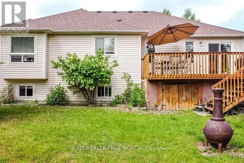 29 Old Hickory Lane Wasaga Beach ON L9Z 3B1
