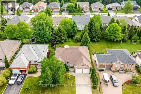 29 Old Hickory Lane Wasaga Beach ON L9Z 3B1