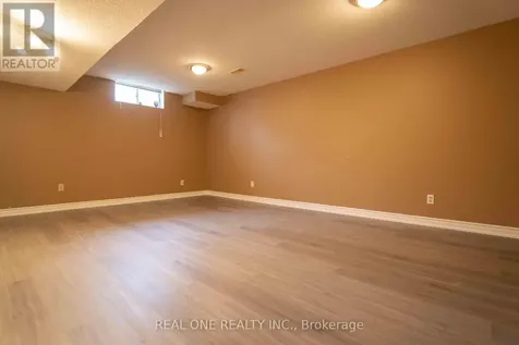 407 Downsview Place Waterloo ON N2K 3W6