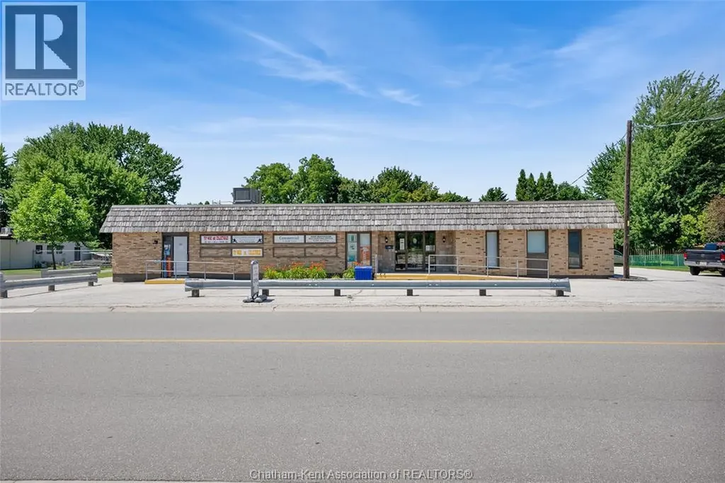 21 Arnold Street Wallaceburg ON N8A 3P3