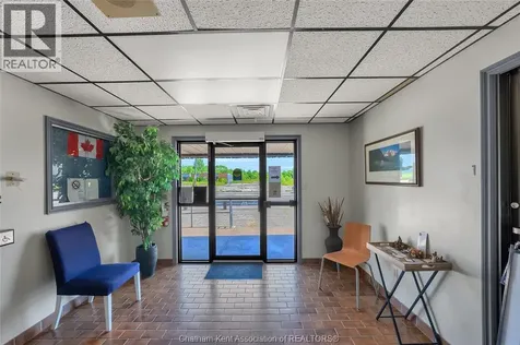 21 Arnold Street Wallaceburg ON N8A 3P3