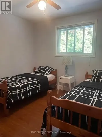 19 Johnson Place St. Thomas ON N5P 2E9