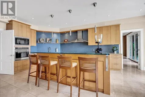 35 Brentwood Road Oakville (mo Morrison) ON L6J 4B7