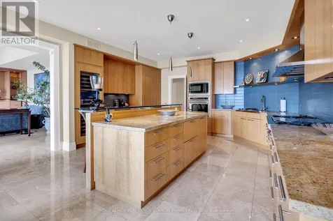 35 Brentwood Road Oakville (mo Morrison) ON L6J 4B7