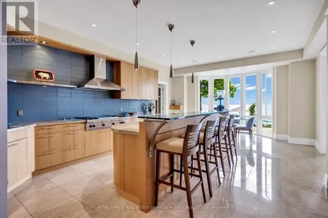 35 Brentwood Road Oakville (mo Morrison) ON L6J 4B7