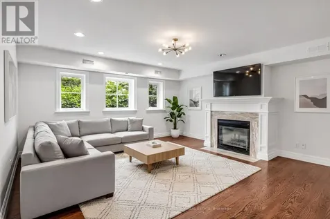 35 Brentwood Road Oakville (mo Morrison) ON L6J 4B7