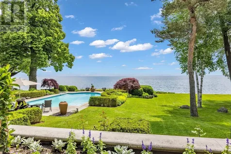 35 Brentwood Road Oakville (mo Morrison) ON L6J 4B7