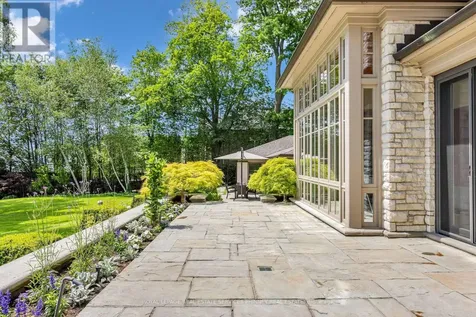 35 Brentwood Road Oakville (mo Morrison) ON L6J 4B7