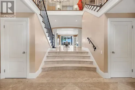 35 Brentwood Road Oakville (mo Morrison) ON L6J 4B7