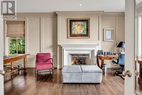 35 Brentwood Road Oakville (mo Morrison) ON L6J 4B7