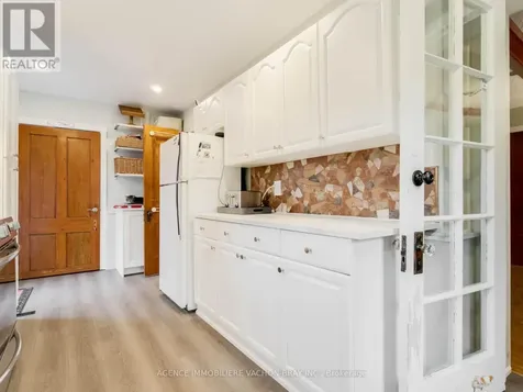 21481 Butternut Lane South Glengarry ON K0C 1Z0