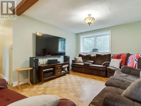 21481 Butternut Lane South Glengarry ON K0C 1Z0
