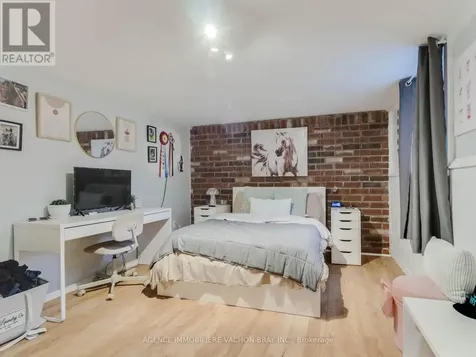 21481 Butternut Lane South Glengarry ON K0C 1Z0